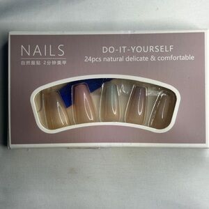 Natural Delicate DIY Nail Set